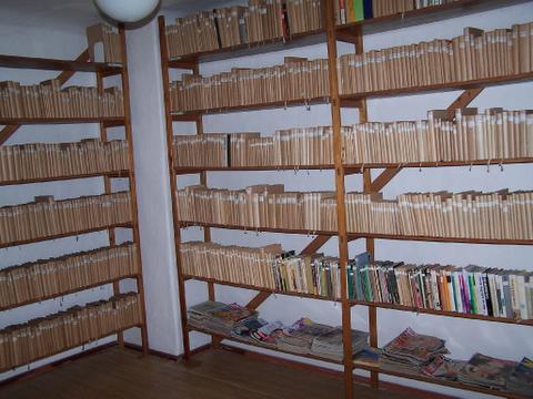 100_7381_resized.jpg